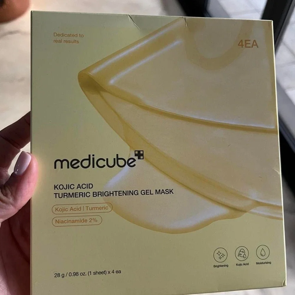 Medicube Kojic Acid Turmeric Brightening Gel Mask 4pc NEW